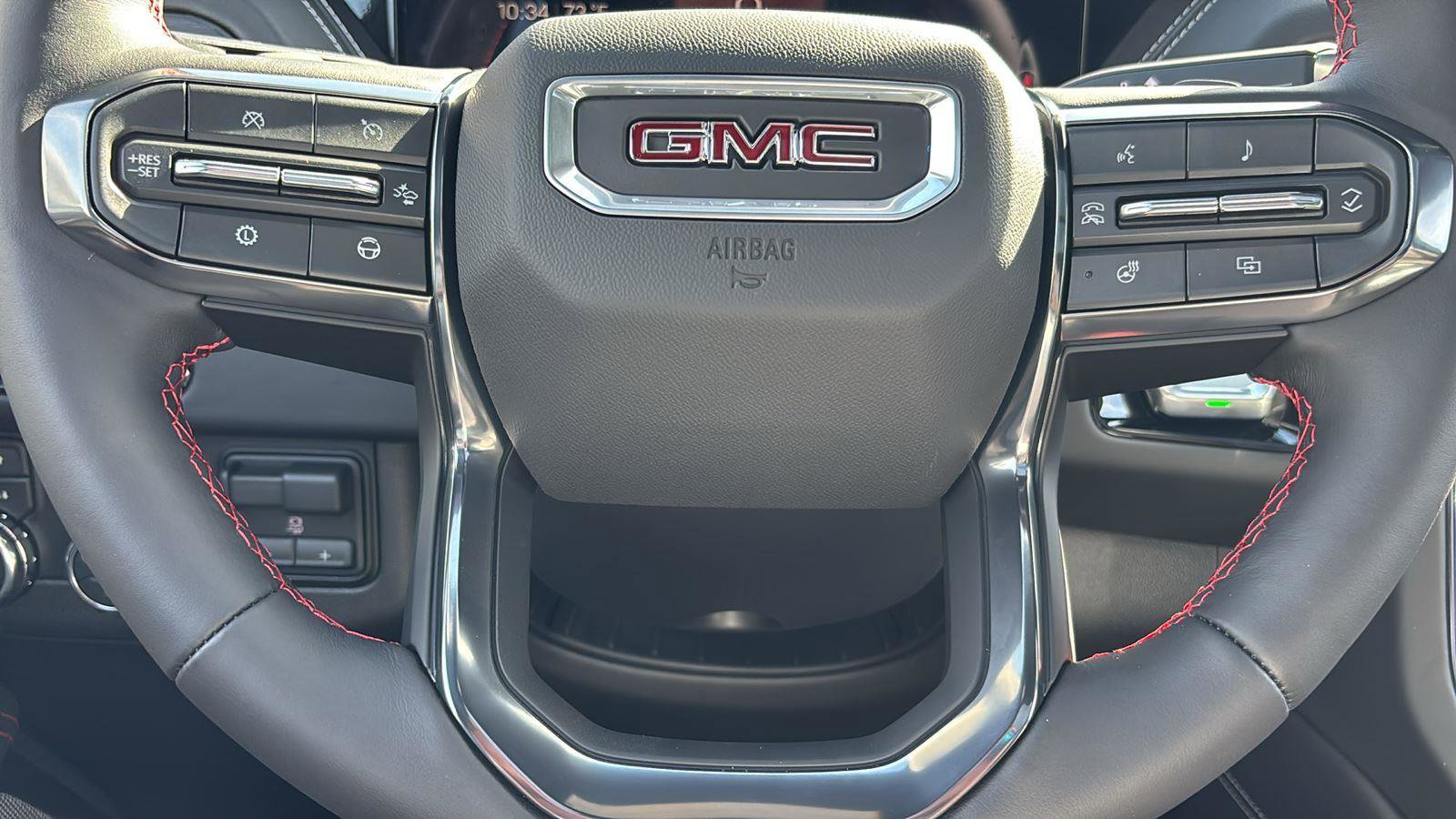 New 2026 GMC Yukon AT4 Ultimate image 31