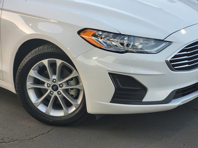 Used 2020 Ford Fusion SE image 3