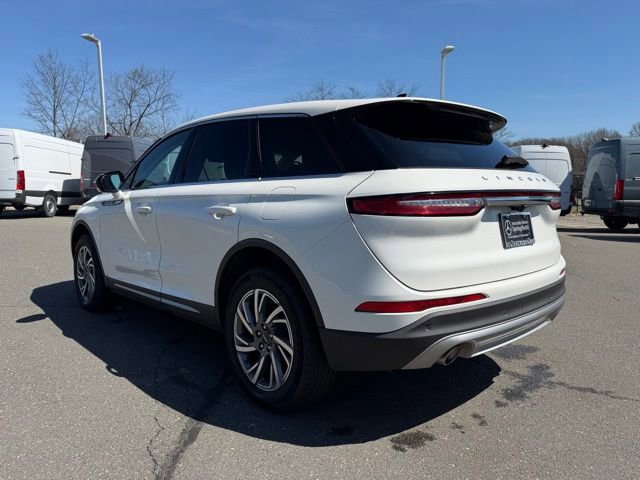 Used 2023 Lincoln Corsair AWD w/ Equipment Group 101A image 5