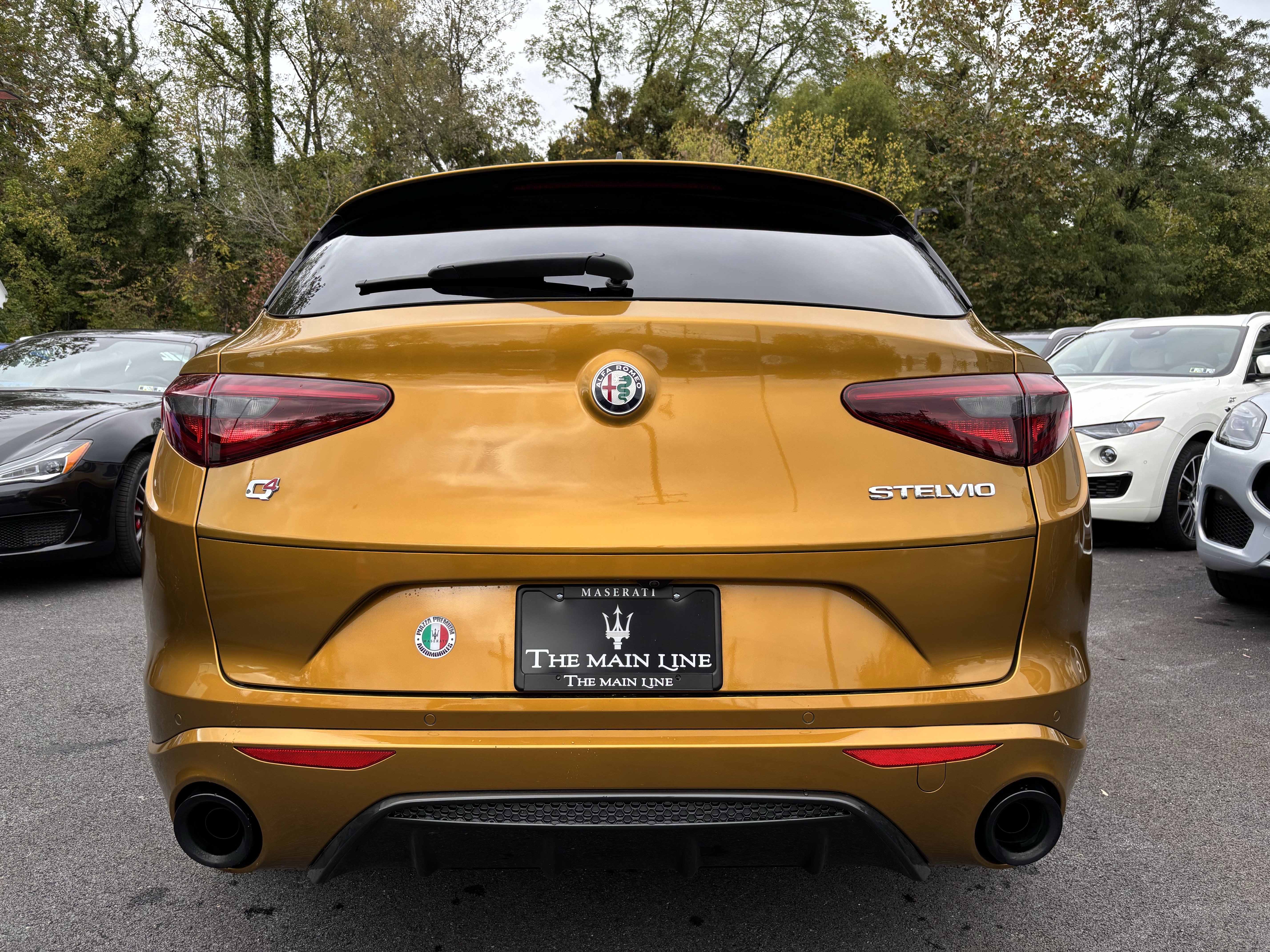 Used 2022 Alfa Romeo Stelvio Veloce AWD/4WD image 4