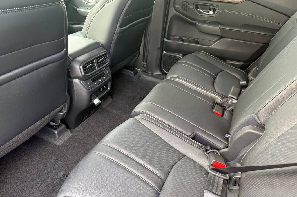 New 2026 Honda Pilot Elite image 13