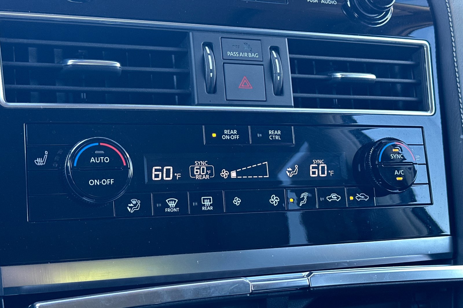 Used 2024 INFINITI QX80 Luxe image 22