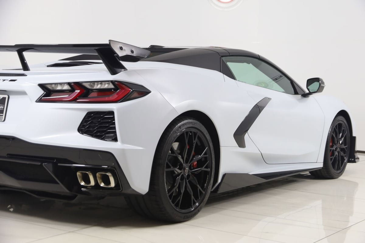 Used 2023 Chevrolet Corvette Stingray Premium Conv w/ Z51 Performance Package RWD image 73
