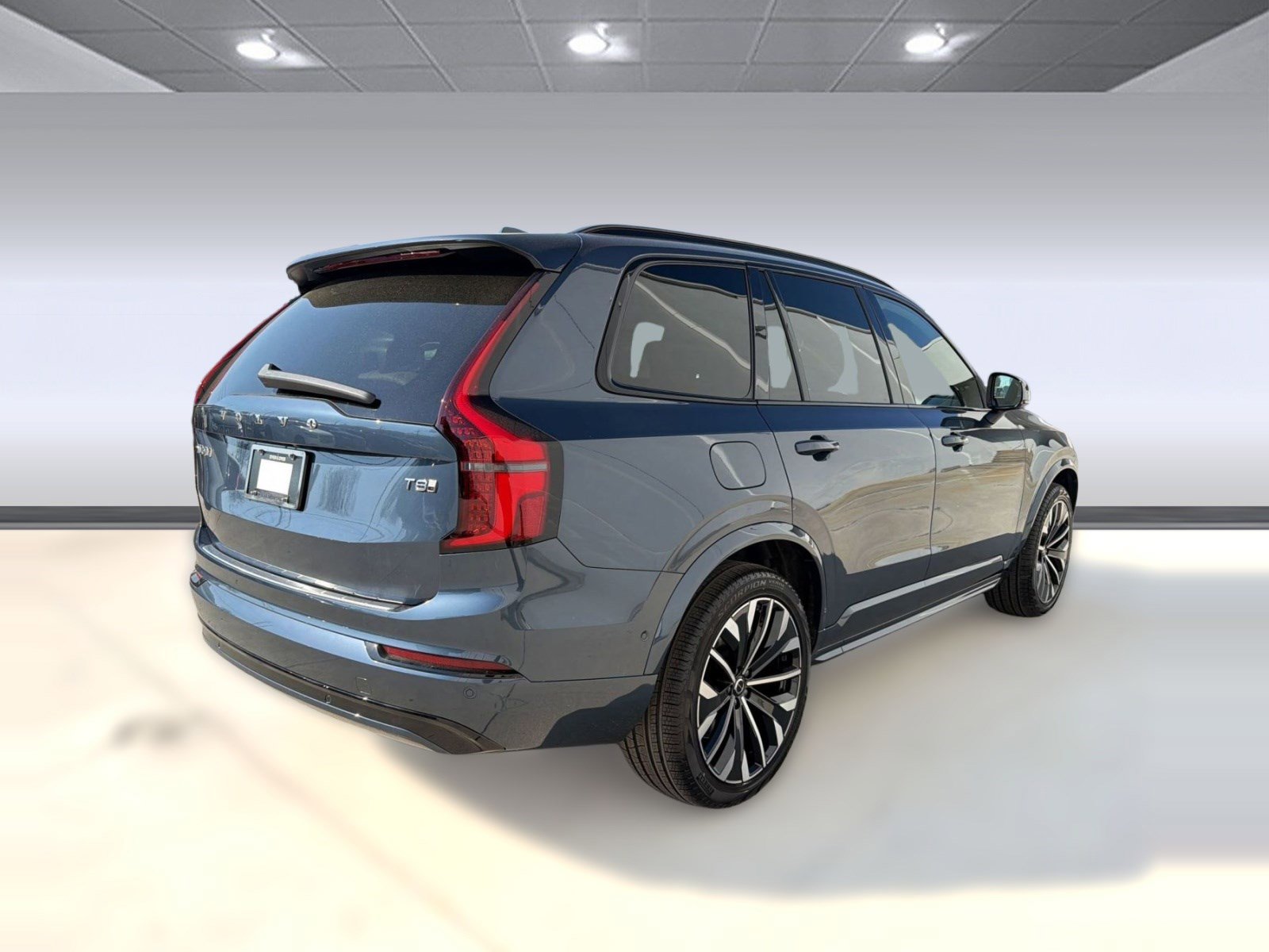 New 2026 Volvo XC90 T8 Ultra w/ Lounge Package image 9