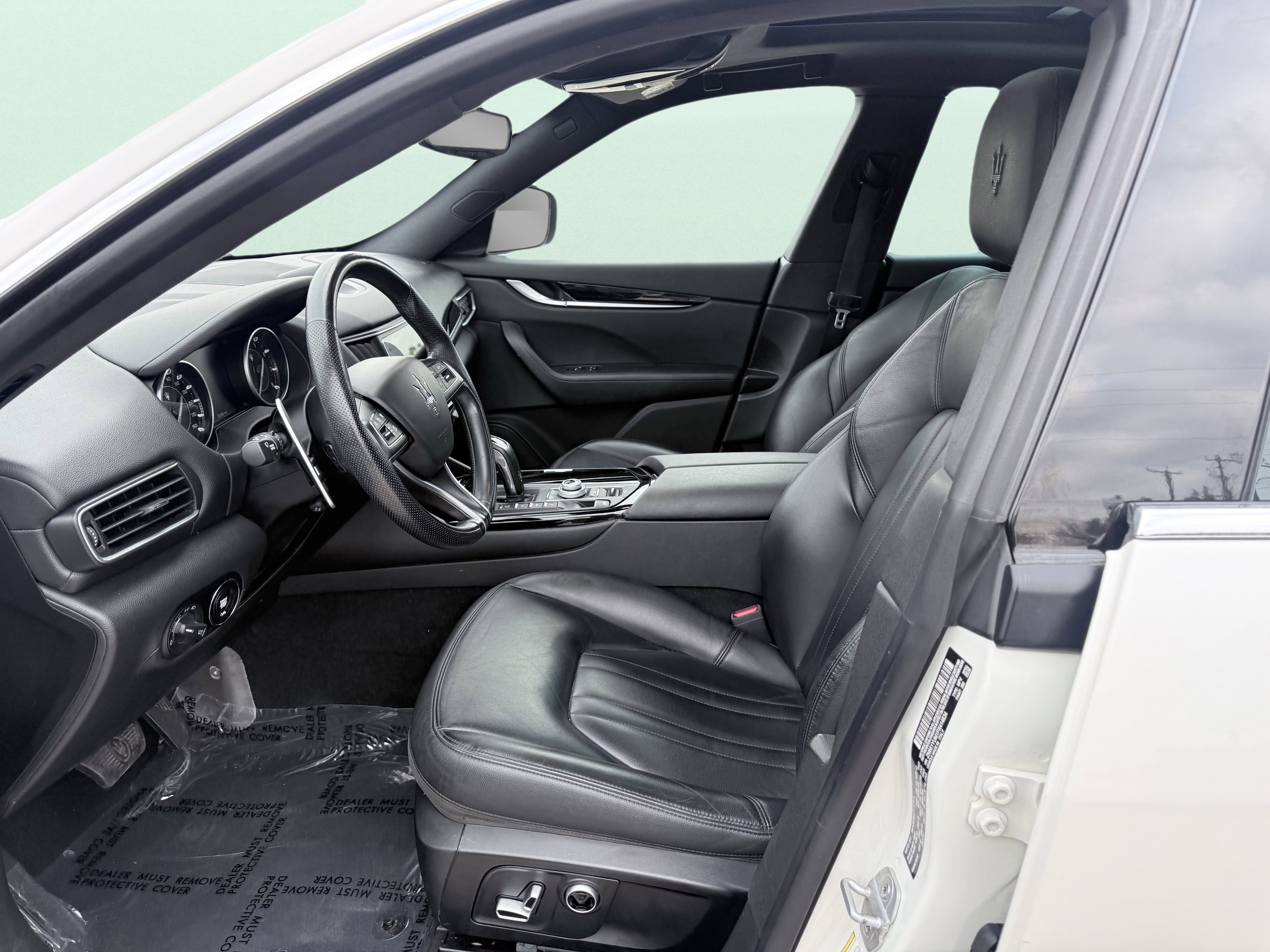 Used 2023 Maserati Levante Modena image 23