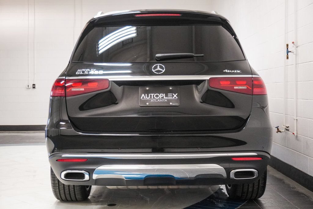 Used 2025 Mercedes-Benz GLS 450 4MATIC image 43