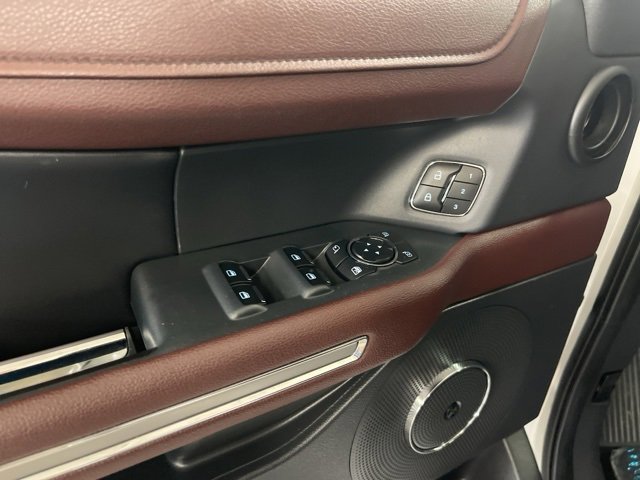 Used 2023 Ford Expedition Max Limited image 15