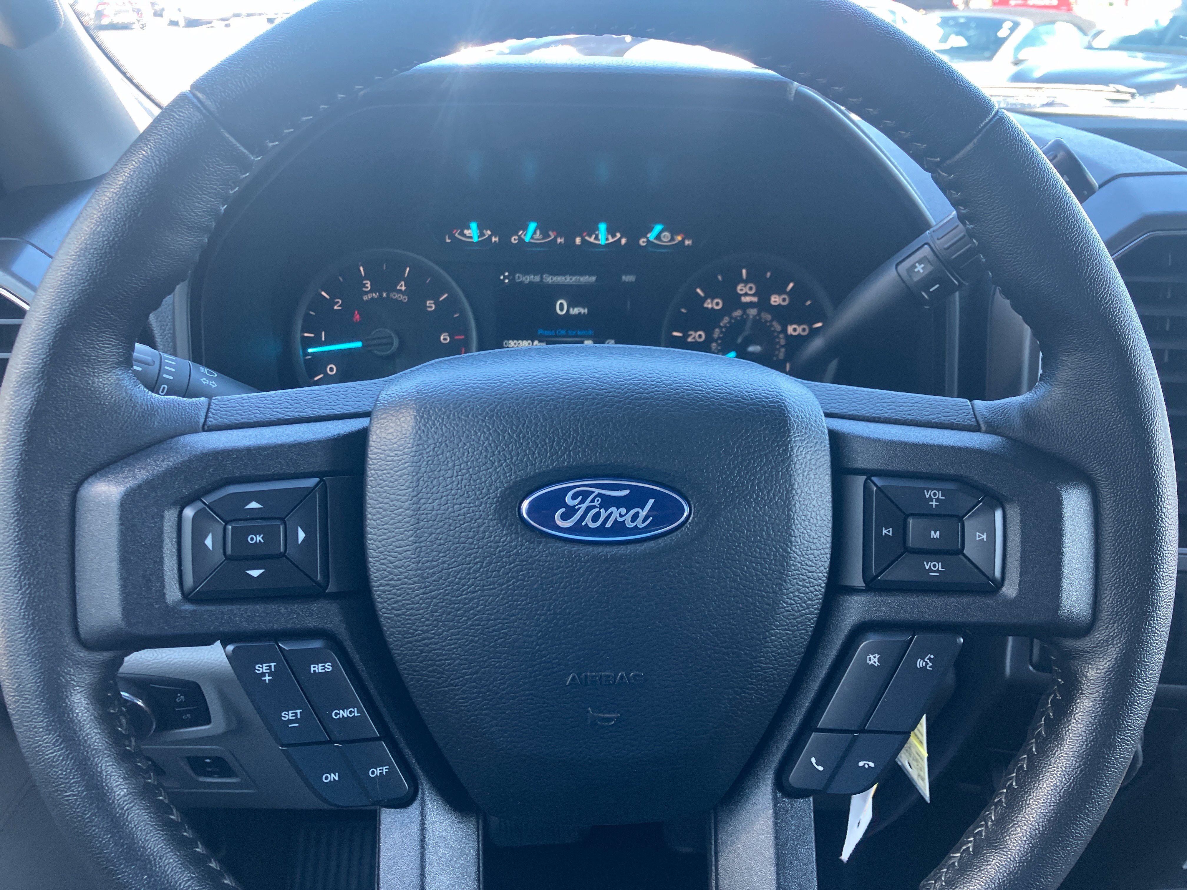 Used 2020 Ford F150 XLT w/ Equipment Group 302A Luxury AWD/4WD image 21
