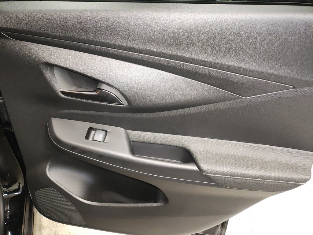 New 2026 Buick Envista Avenir image 14