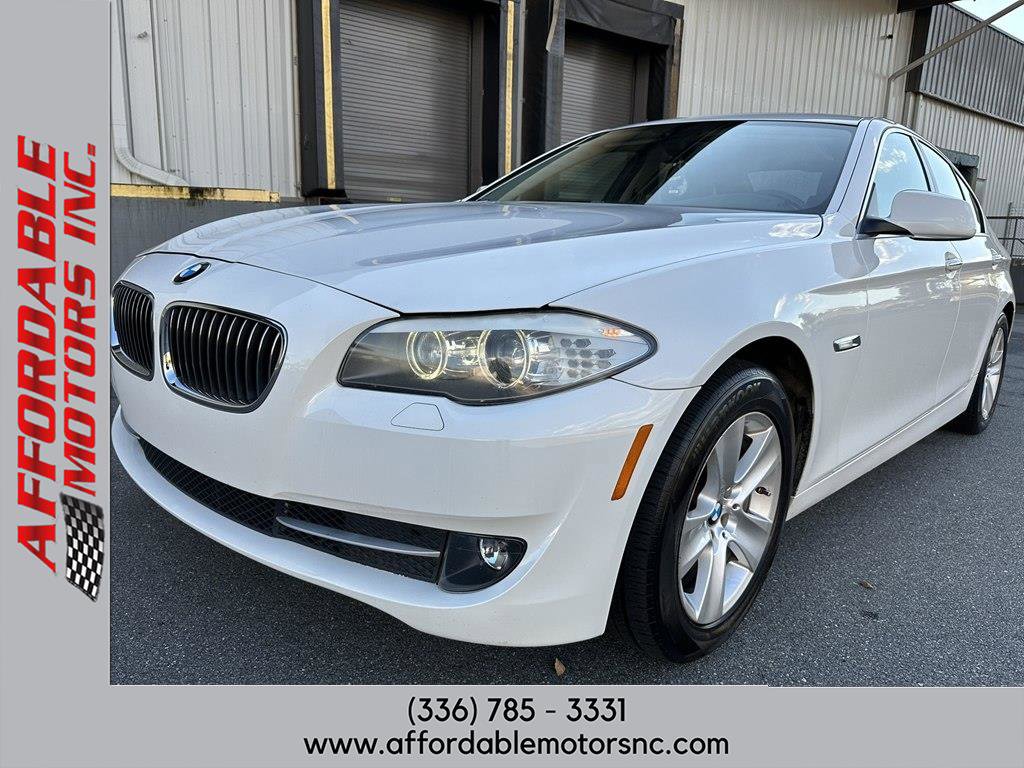 Used 2013 BMW 528i xDrive Sedan image 1