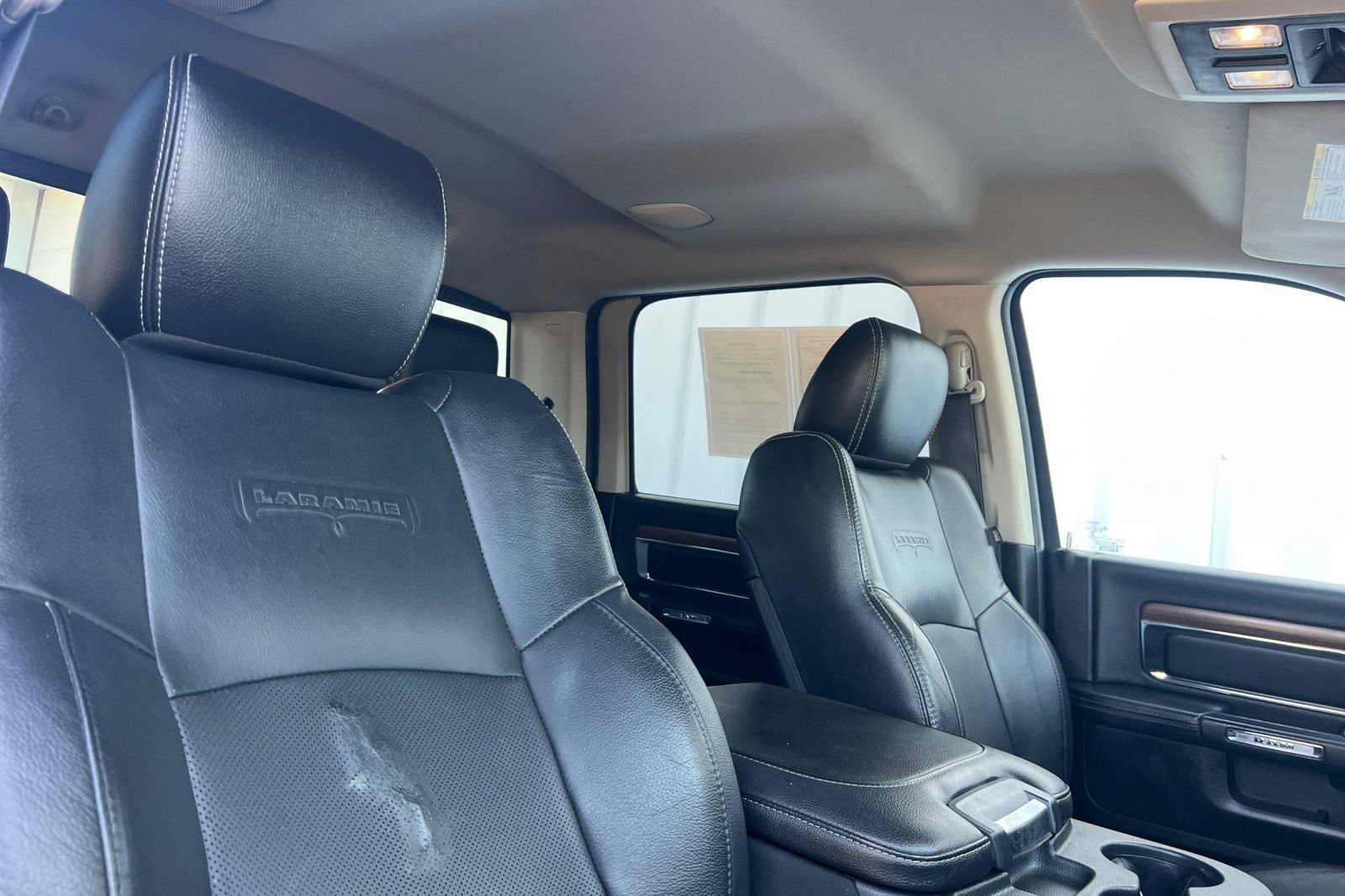 Used 2014 RAM 3500 Laramie w/ Cold Weather Group AWD/4WD image 13