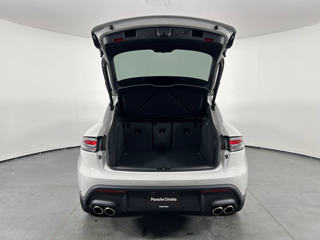 New 2026 Porsche Macan S AWD/4WD image 30