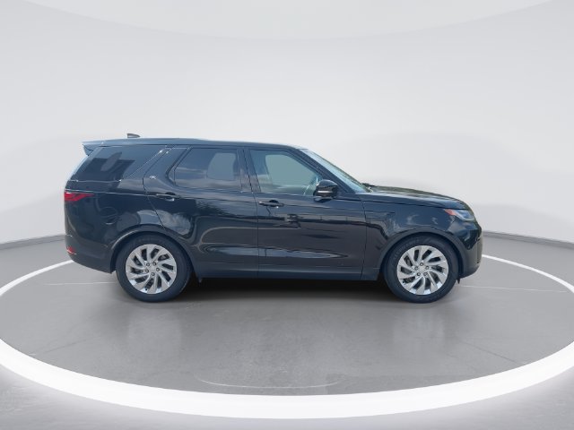 Used 2024 Land Rover Discovery S AWD/4WD image 9