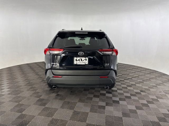 Used 2025 Toyota RAV4 XLE image 8