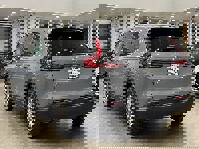 Used 2024 Honda CR-V EX-L image 4