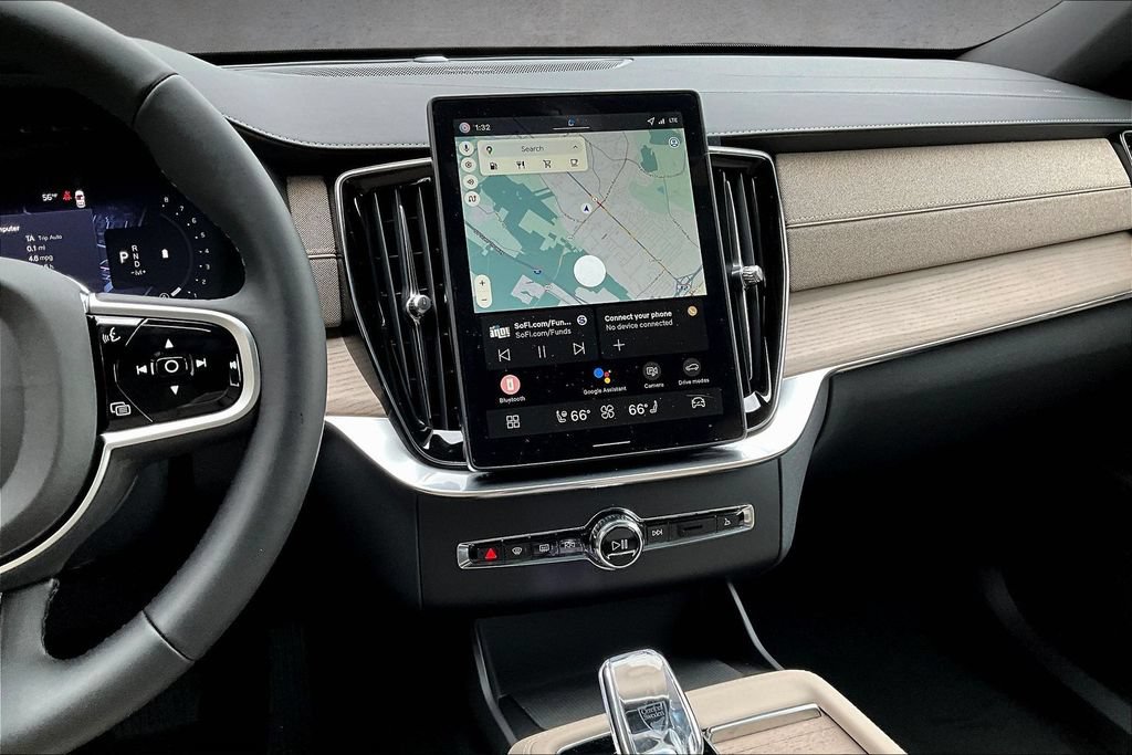 New 2026 Volvo XC90 B6 Plus w/ Protection Package Premier AWD/4WD image 6