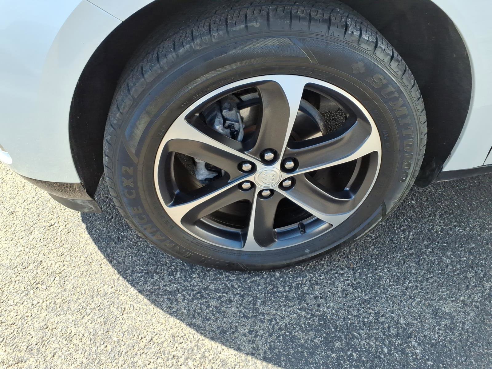 Used 2021 Buick Enclave Essence w/ Sport Touring Edition image 9