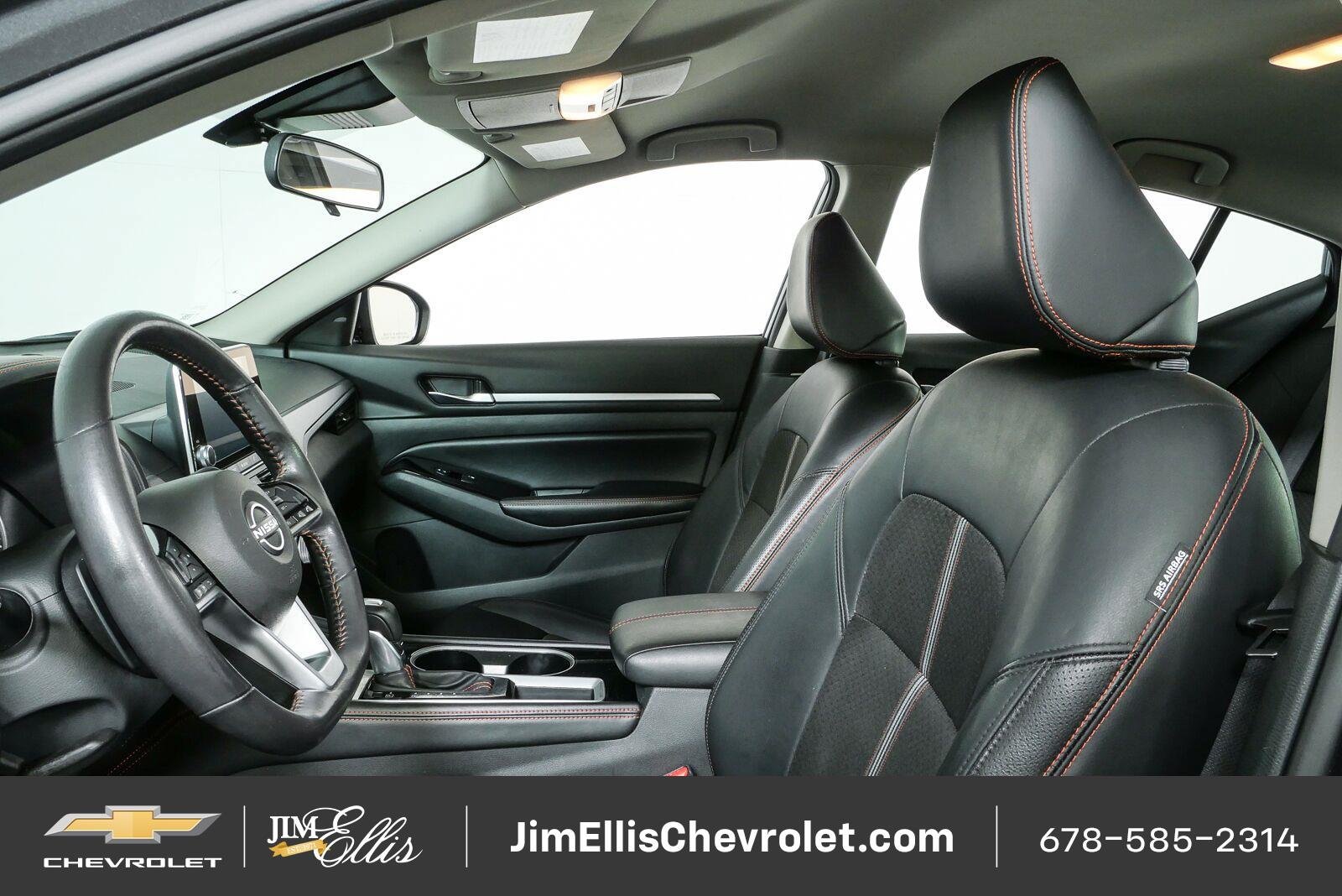 Used 2024 Nissan Altima 2.5 SR FWD image 6