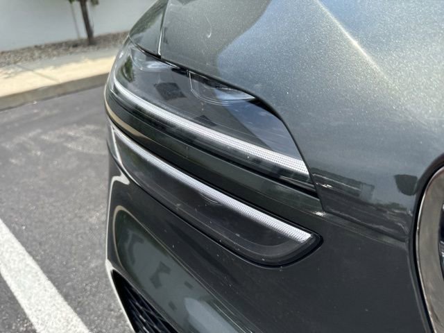 Used 2025 Genesis GV70 3.5T Sport w/ Sport Advanced Package image 9