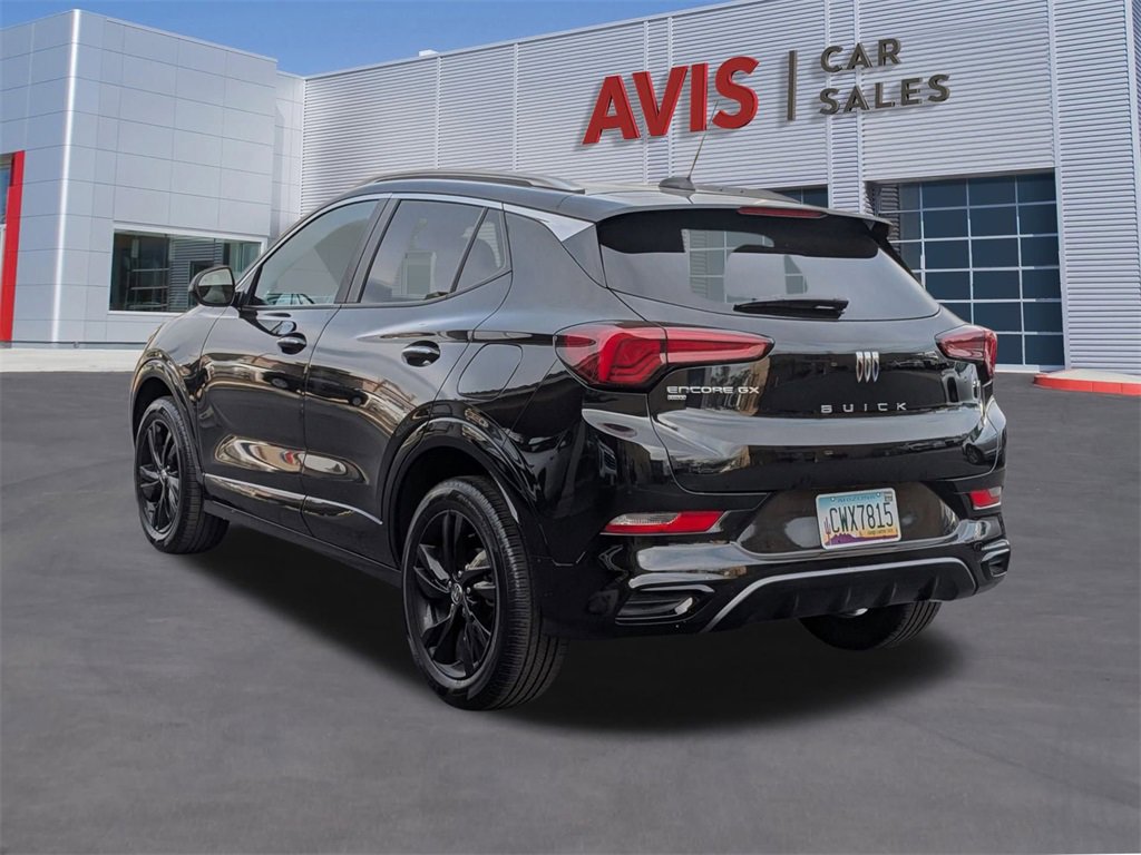 Used 2024 Buick Encore GX Sport Touring image 9