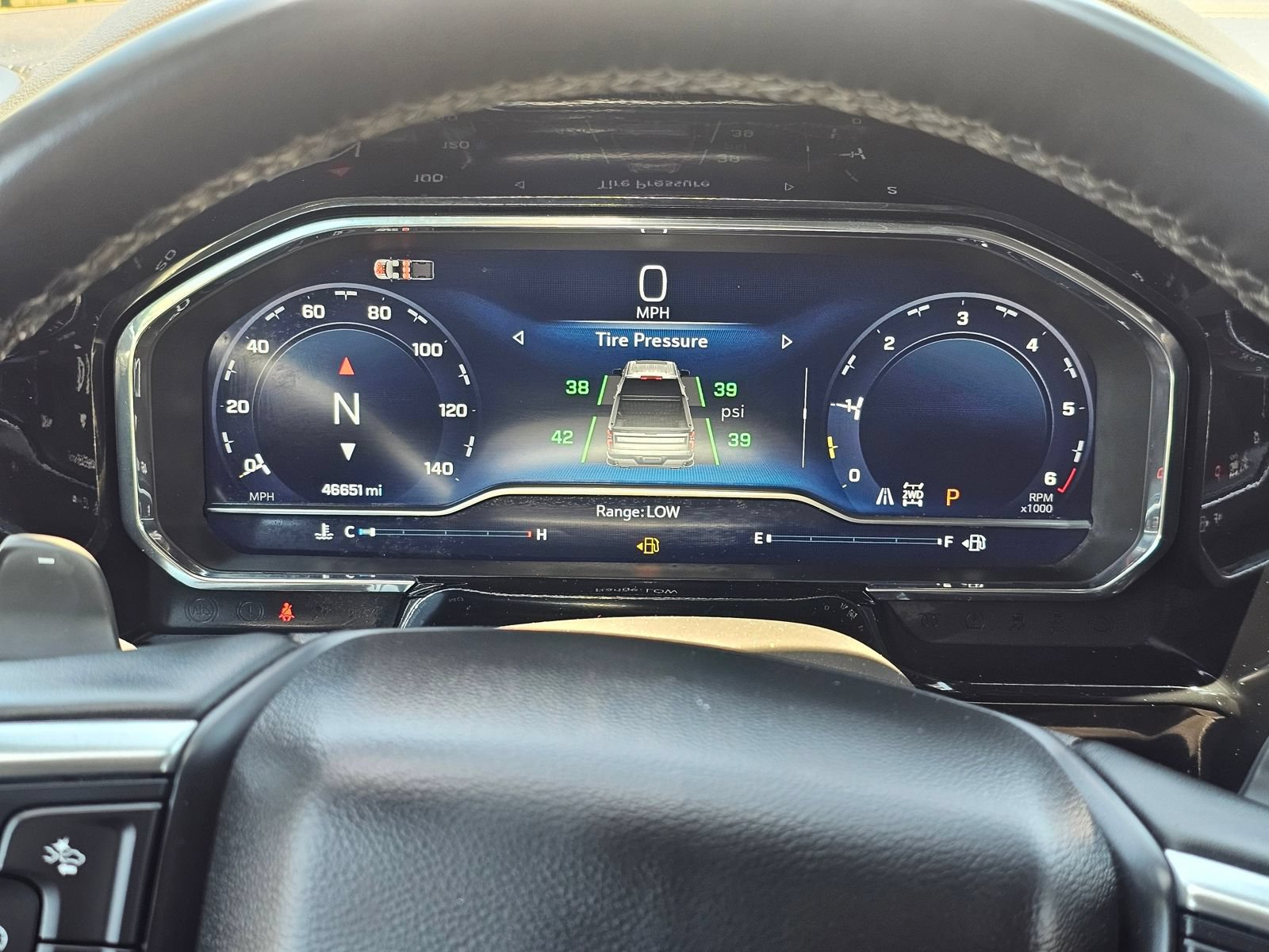 Used 2024 Chevrolet Silverado 1500 LT Trail Boss w/ LPO, Dark Essentials Package AWD/4WD image 11