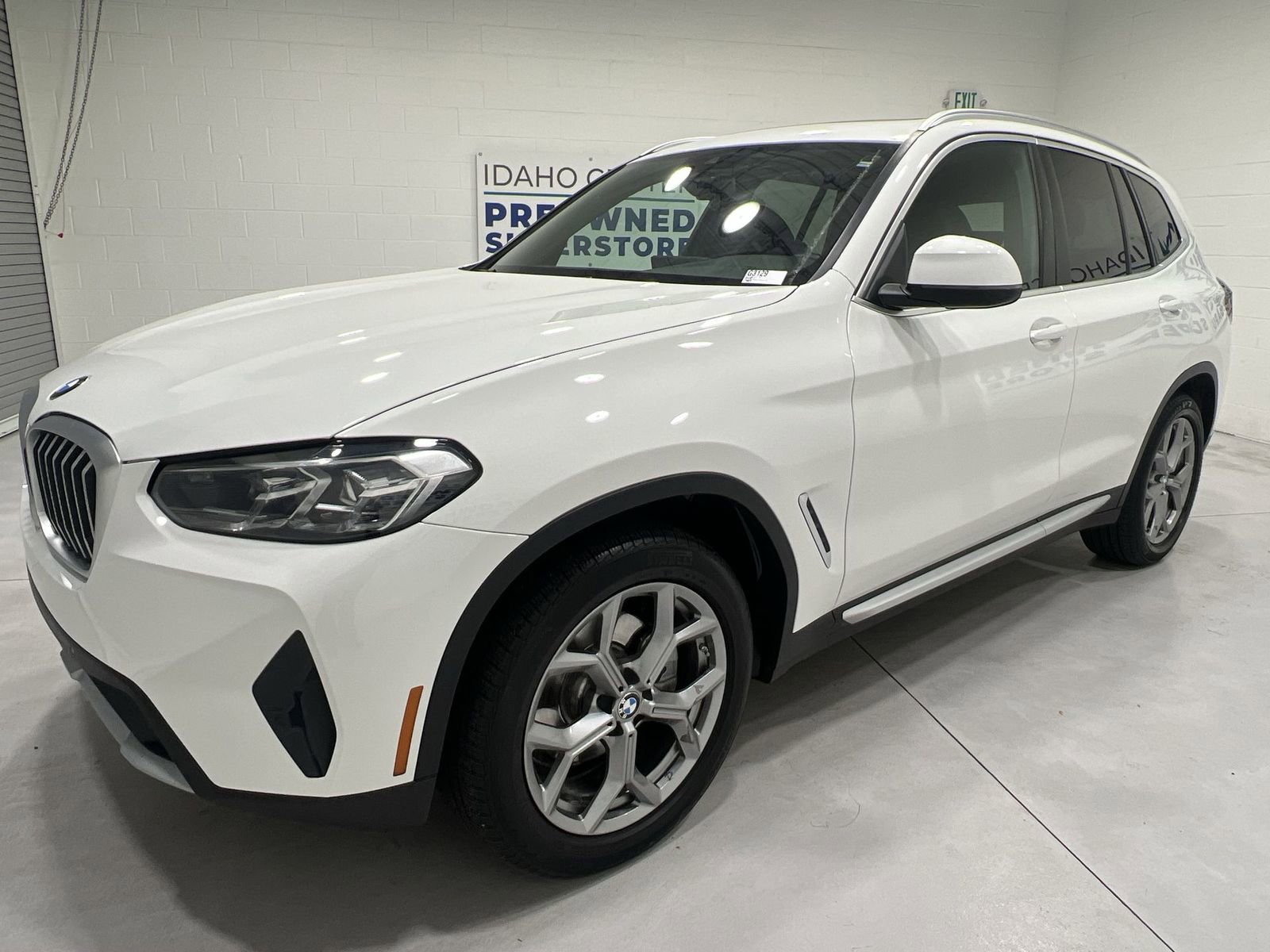 Used 2024 BMW X3 xDrive30i AWD/4WD image 4