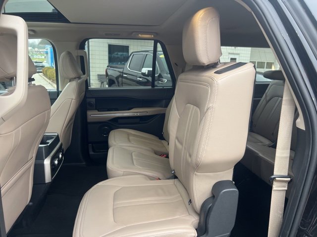 Used 2024 Ford Expedition Max Limited image 7