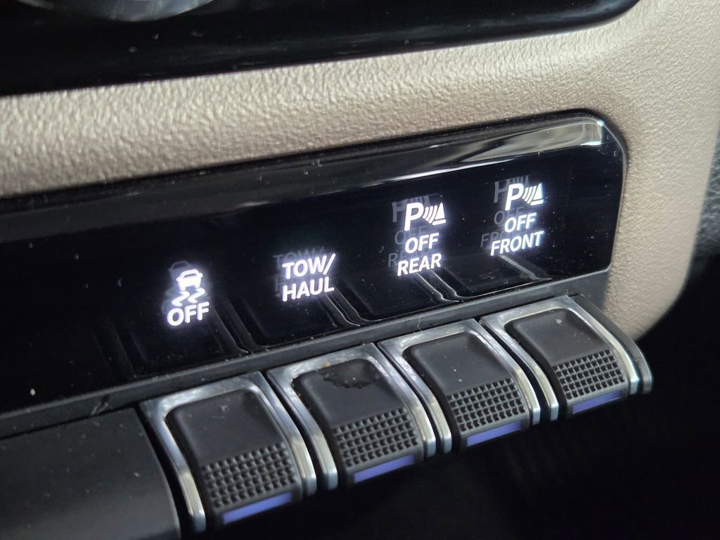 Certified 2022 RAM 1500 Laramie image 11