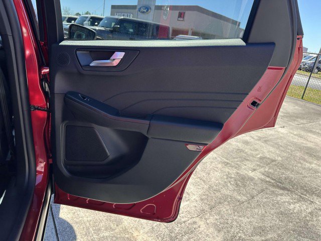 New 2025 Ford Escape Active w/ Active Premium Tech Pack image 16