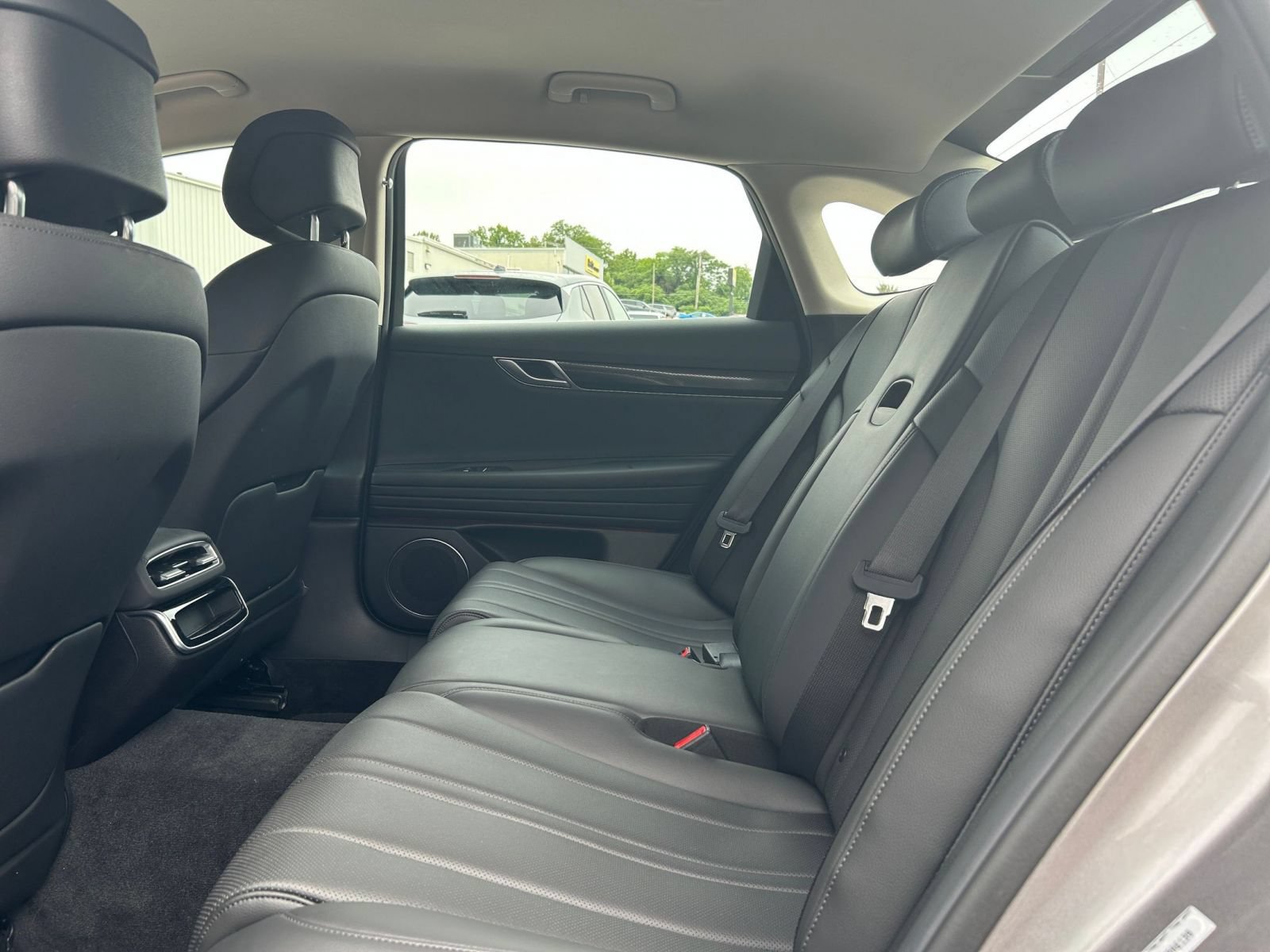 Used 2026 Genesis G80 2.5T AWD/4WD image 17