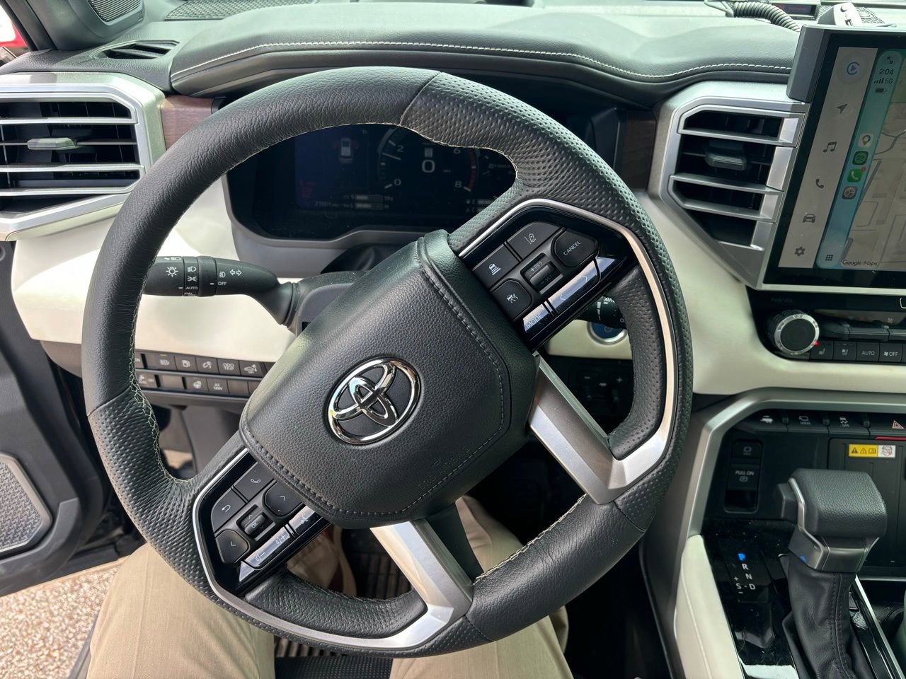 Used 2024 Toyota Sequoia Capstone AWD/4WD image 16