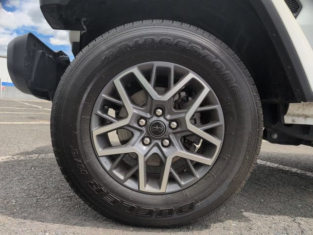 Certified 2025 Jeep Wrangler Unlimited Sahara AWD/4WD image 24