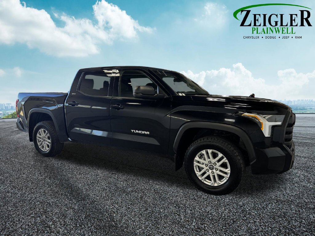 Used 2022 Toyota Tundra SR5 AWD/4WD image 6