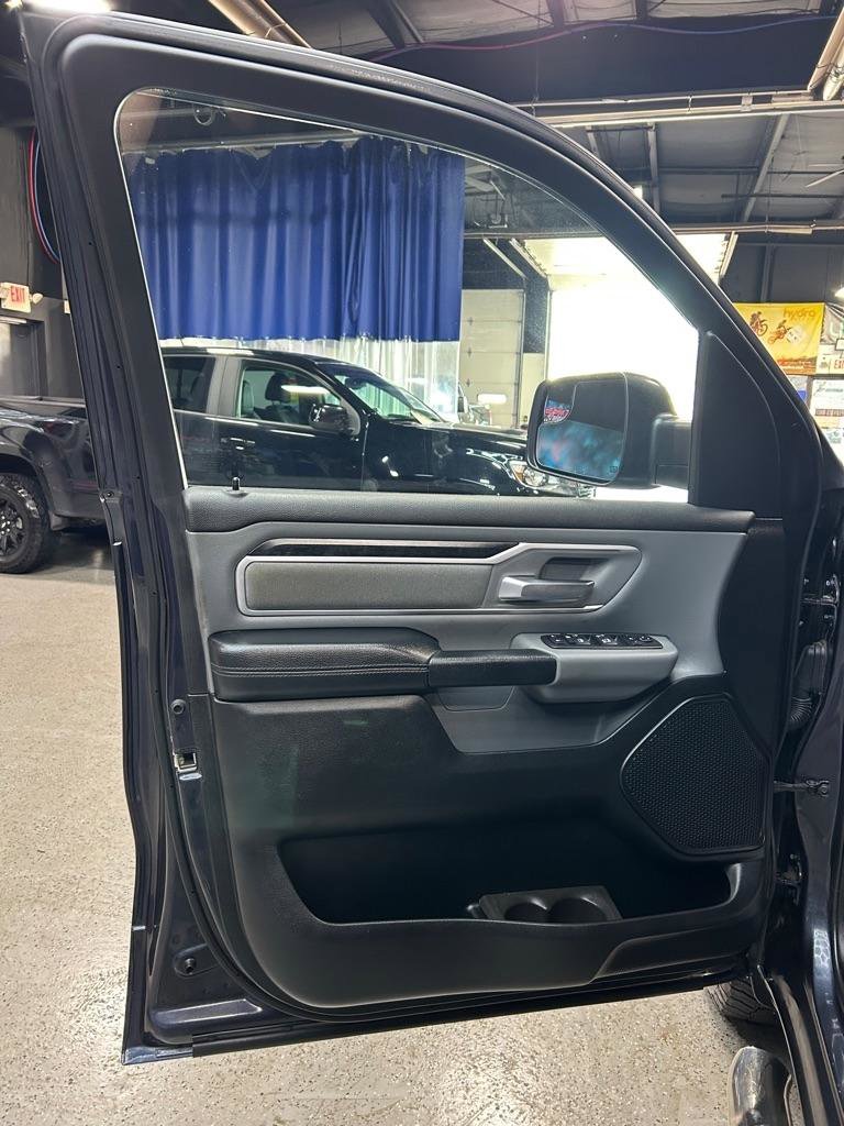 Used 2020 RAM 1500 Big Horn AWD/4WD image 32