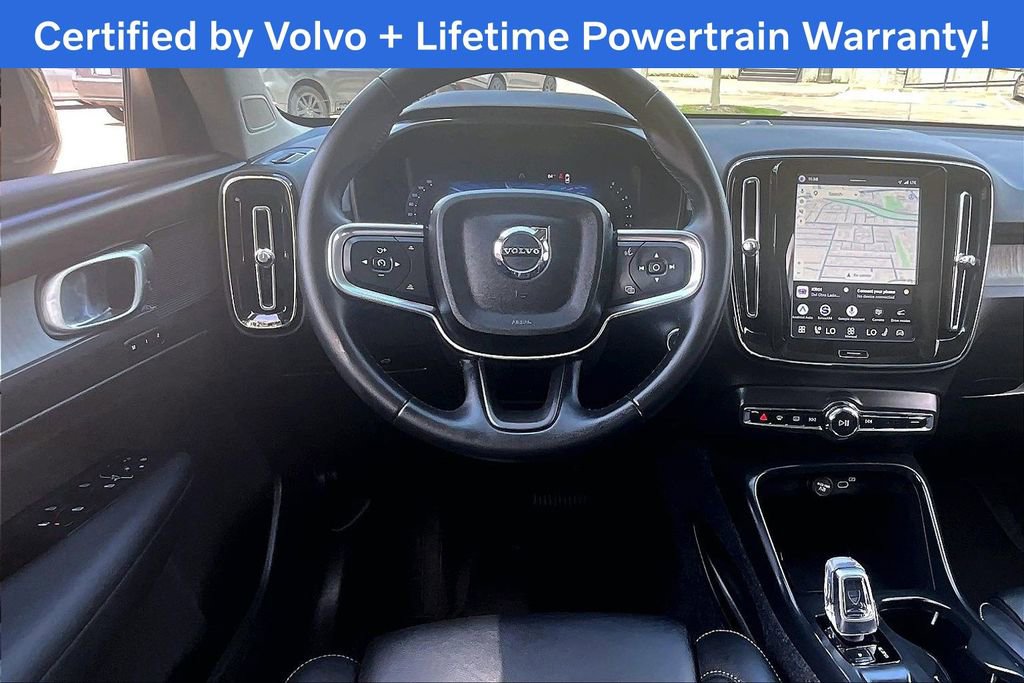 Certified 2026 Volvo XC40 B5 Plus AWD/4WD image 8