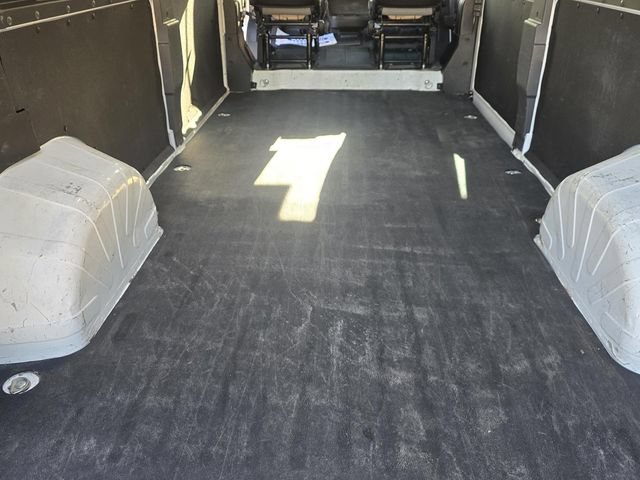 Used 2025 RAM ProMaster 2500 w/ Convenience Group FWD image 16