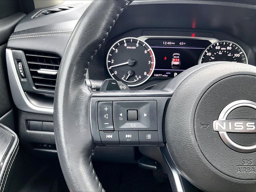 Used 2024 Nissan Rogue SV w/ SV Premium Package AWD/4WD image 23