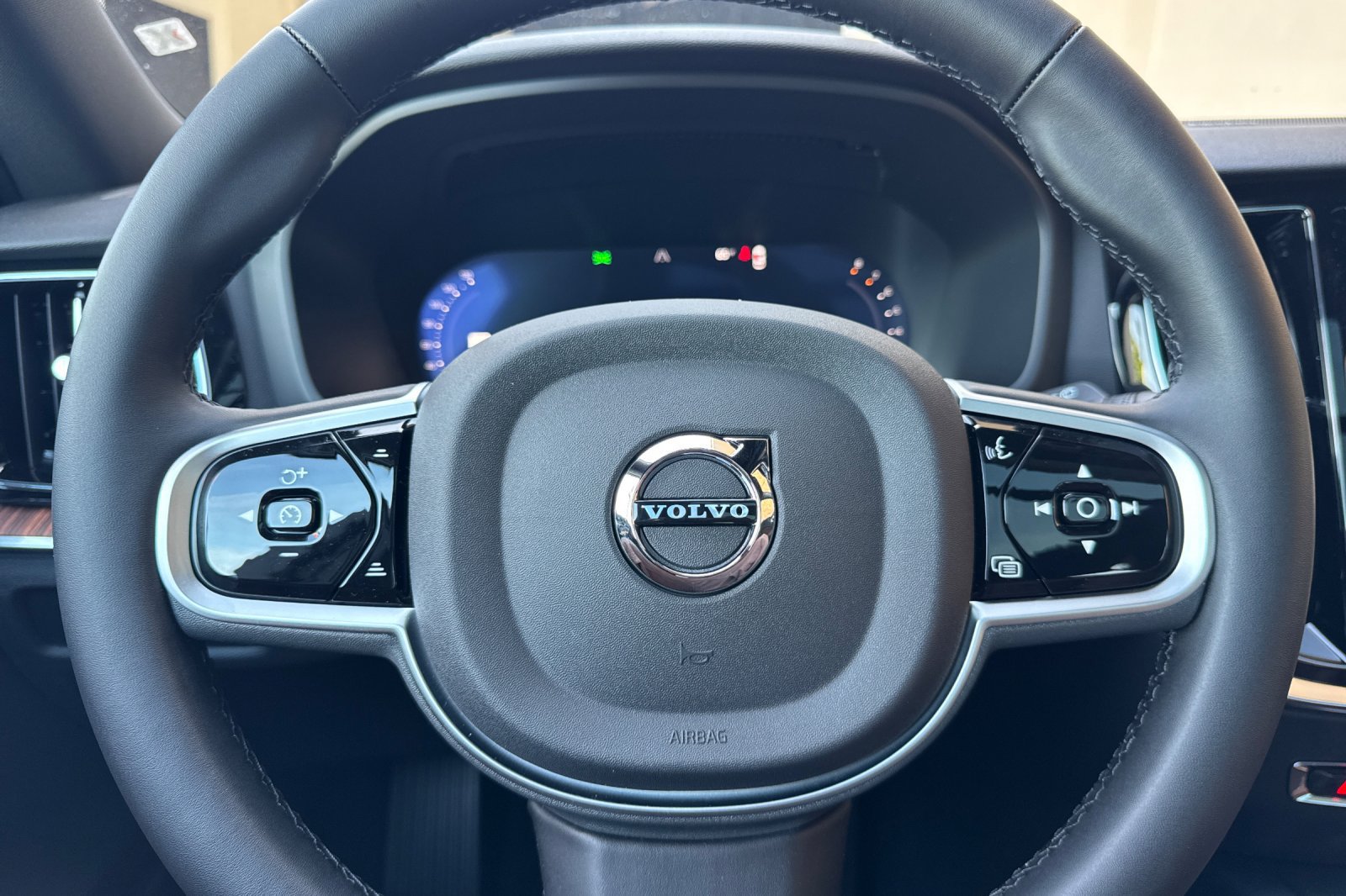 New 2026 Volvo V60 B5 Cross Country Plus w/ Protection Package Premier AWD/4WD image 26