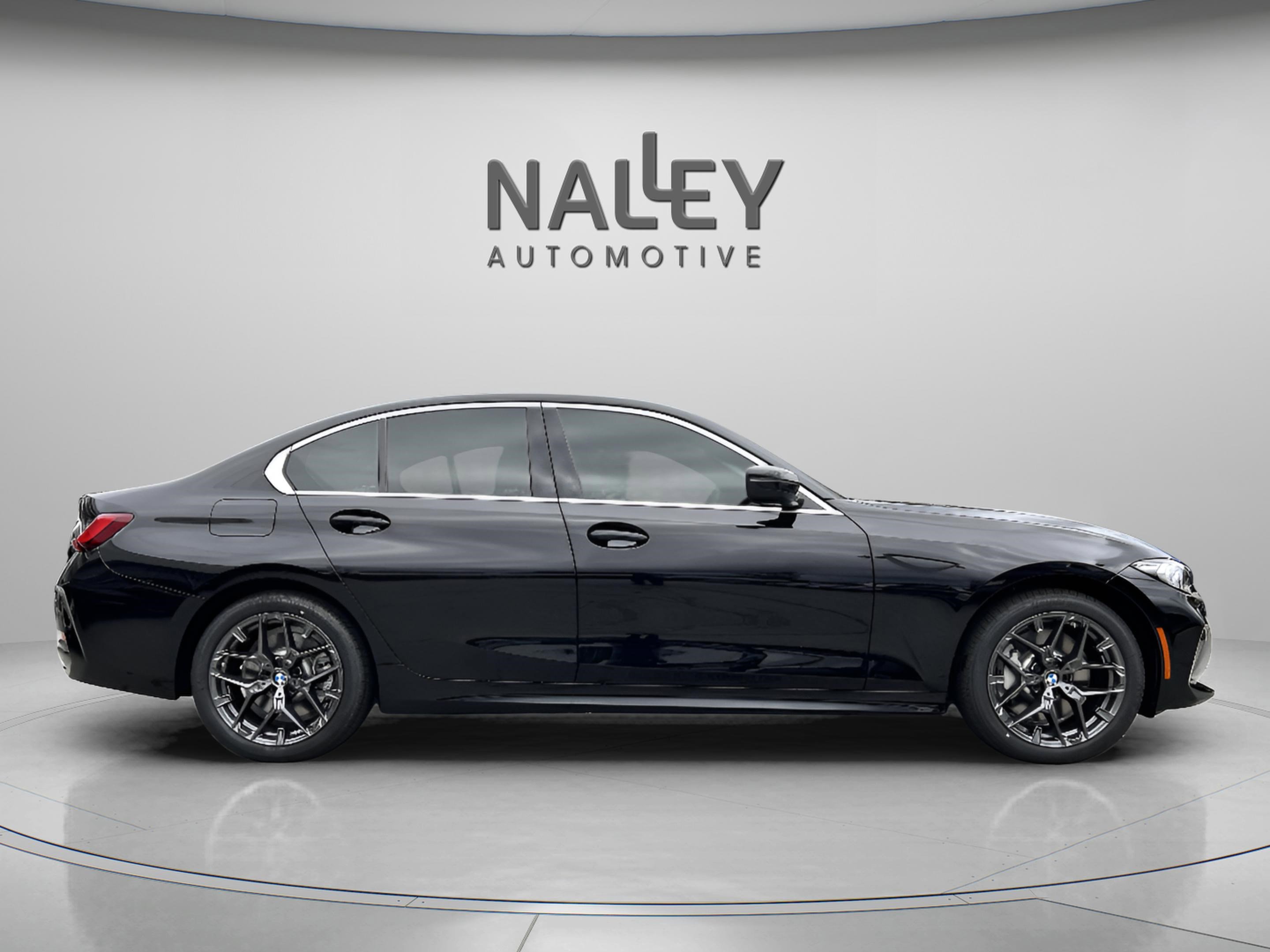 Used 2026 BMW 330i Sedan image 4