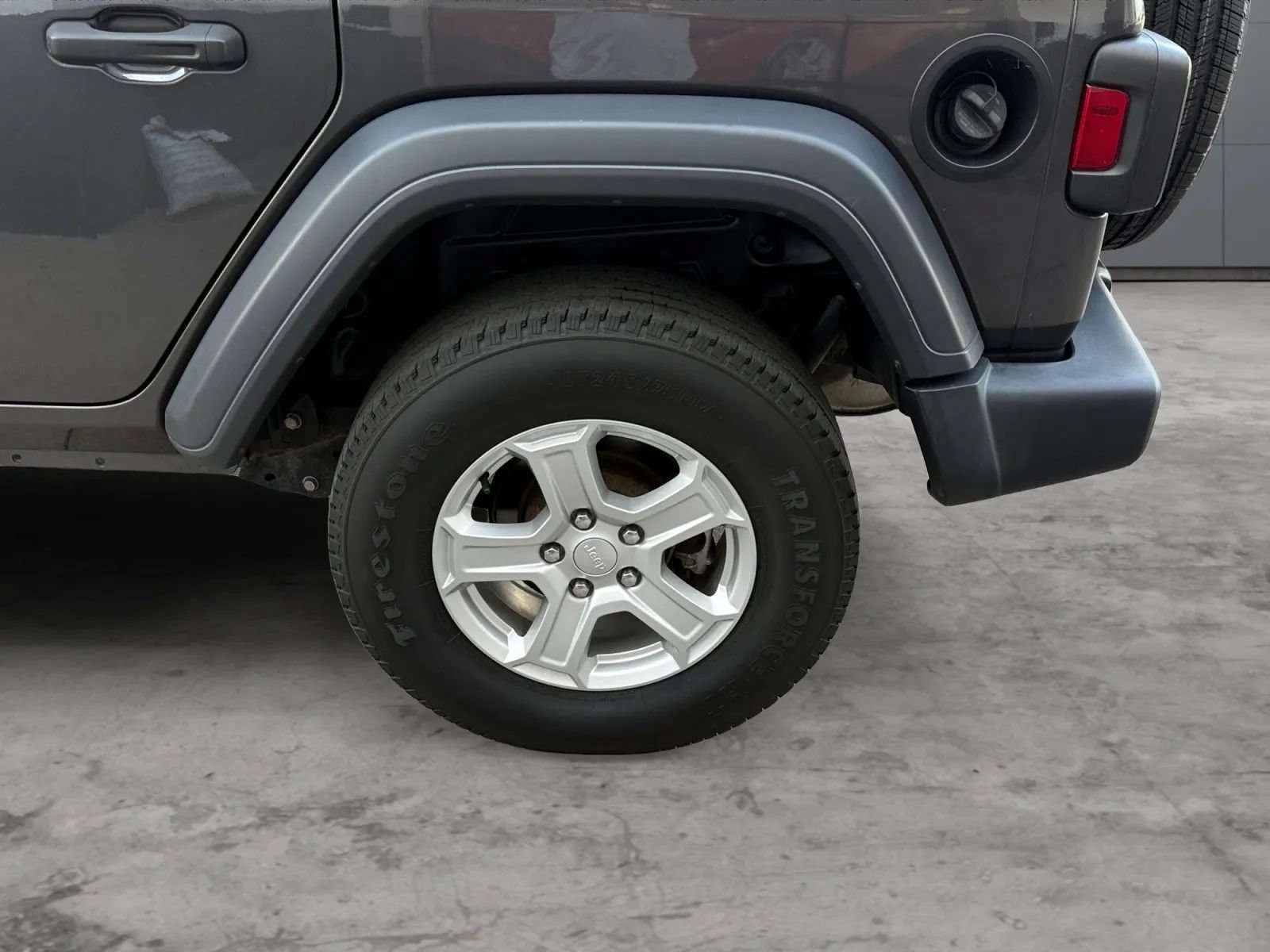 Used 2021 Jeep Wrangler Unlimited Sport AWD/4WD image 43