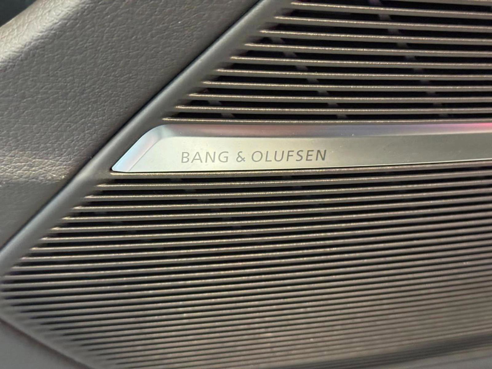 New 2026 Audi RS Q8 performance image 27