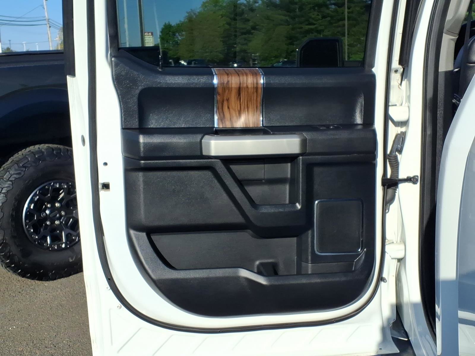 Used 2020 Ford F150 Lariat w/ Equipment Group 502A Luxury image 22