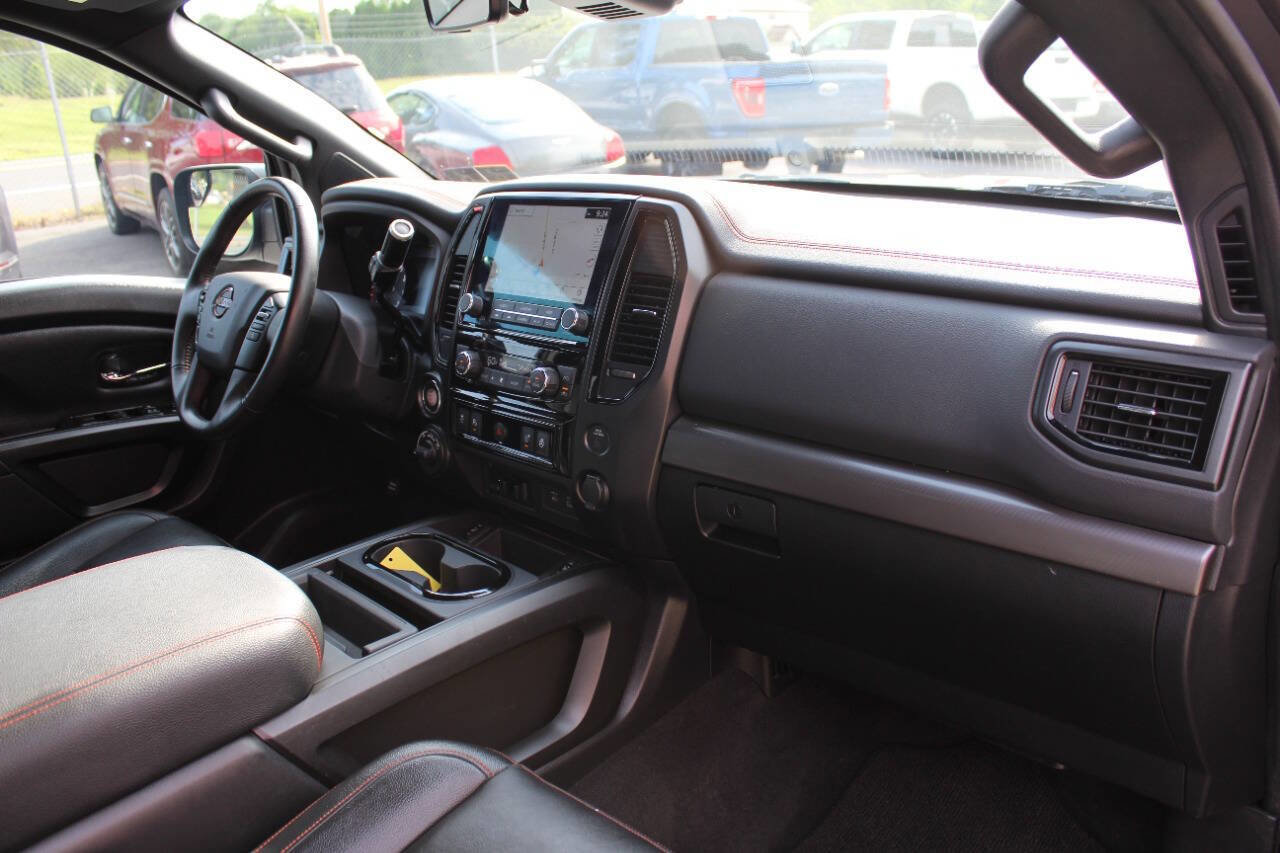 Used 2023 Nissan Titan PRO-4X w/ Pro-4x Convenience Package image 18