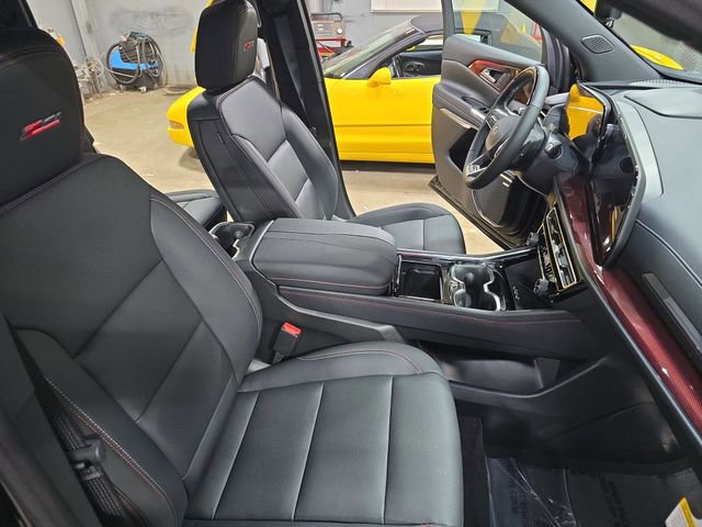 New 2026 Chevrolet Traverse Z71 w/ Enhanced Driving Package image 11