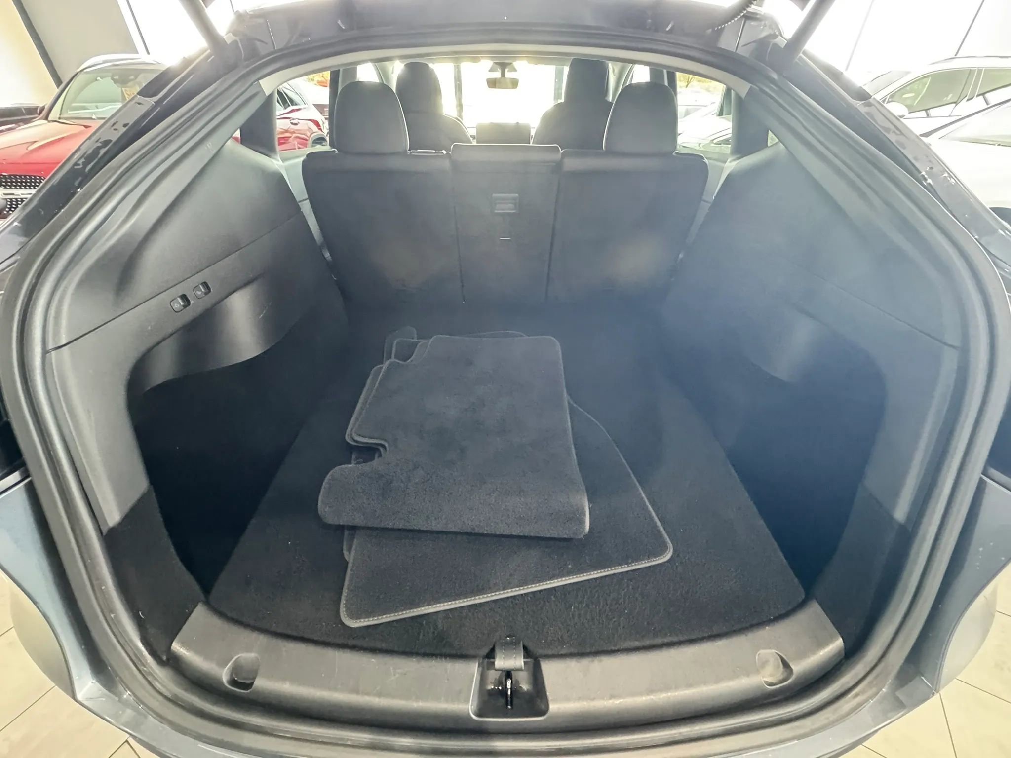 Used 2020 Tesla Model Y Long Range image 20