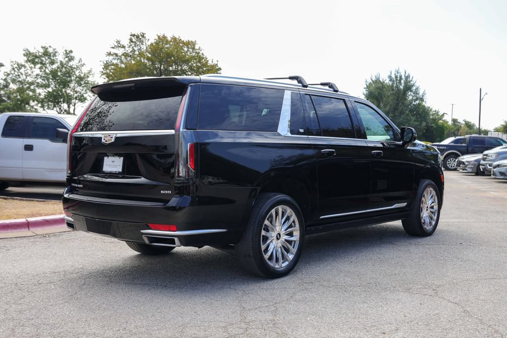 Used 2024 Cadillac Escalade ESV Premium Luxury w/ Performance Package AWD/4WD image 4