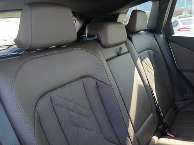 New 2026 BMW X3 xDrive30i w/ Premium Package AWD/4WD image 12