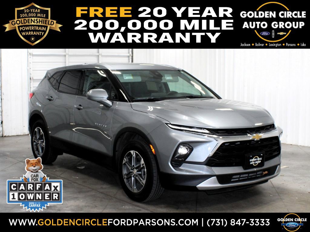 Used 2025 Chevrolet Blazer LT AWD/4WD image 1