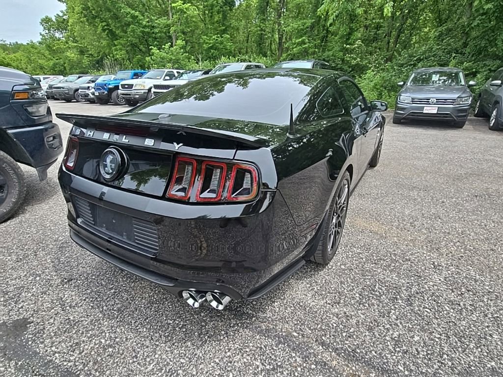 Used 2013 Ford Mustang Shelby GT500 RWD image 7