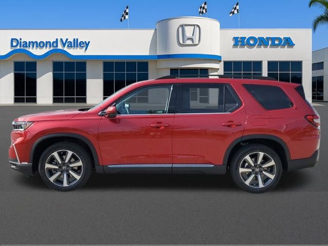 New 2025 Honda Pilot Touring image 6